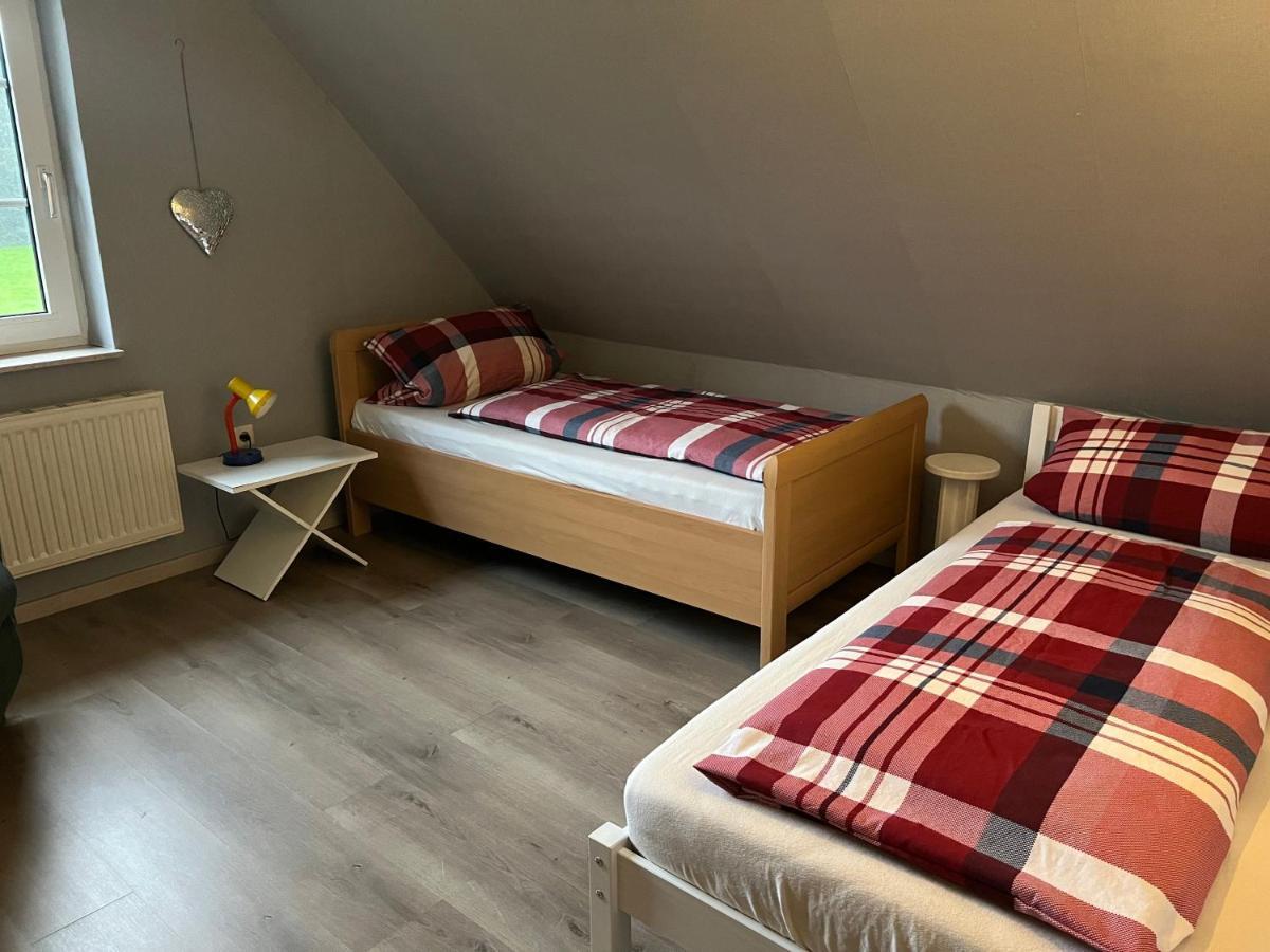 Ferienwohnung Storchennest 25503 Weener Екстериор снимка